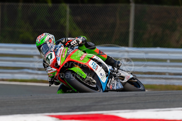 37 James Hillier Kawasaki,