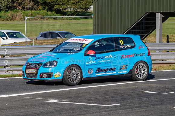 Simon VERCOE VW Golf GTi Mk5