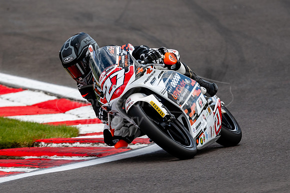 27 Calum Beach Honda,
