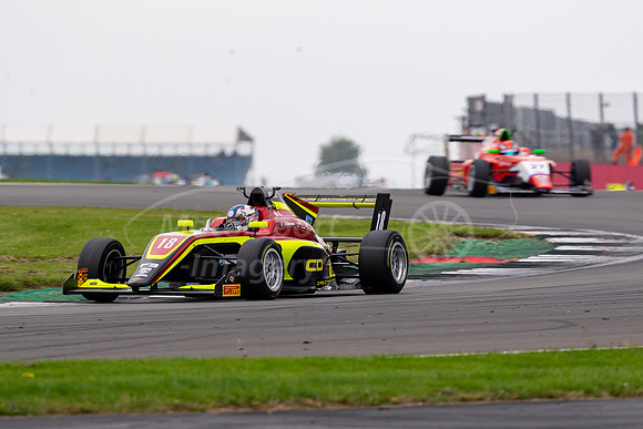18 Ayrton SIMMONS