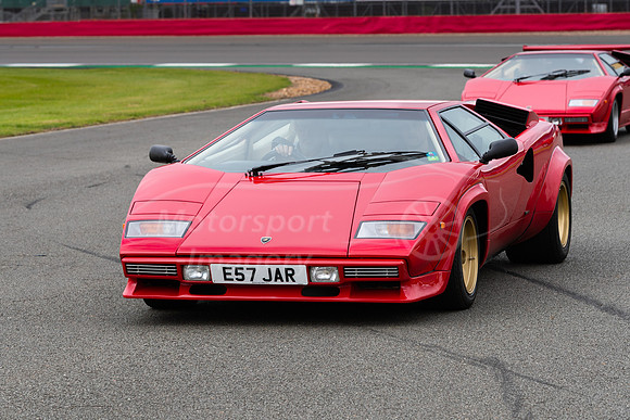 E57 JAR Lamborghini Countach 5000 QV