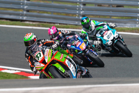 37 James Hillier Kawasaki,
