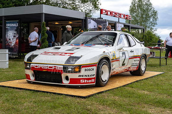 Porsche 924