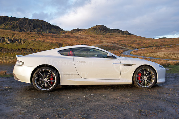 Aston Martin DB9