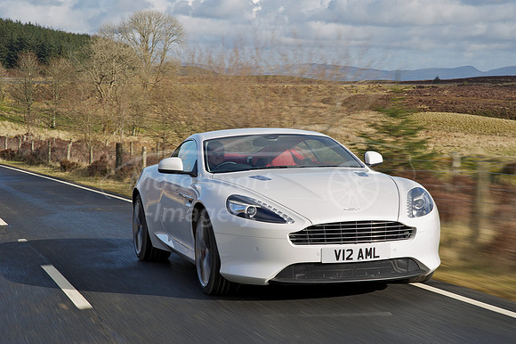 Aston Martin DB9