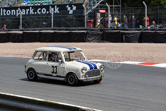 33 Adam Morgan