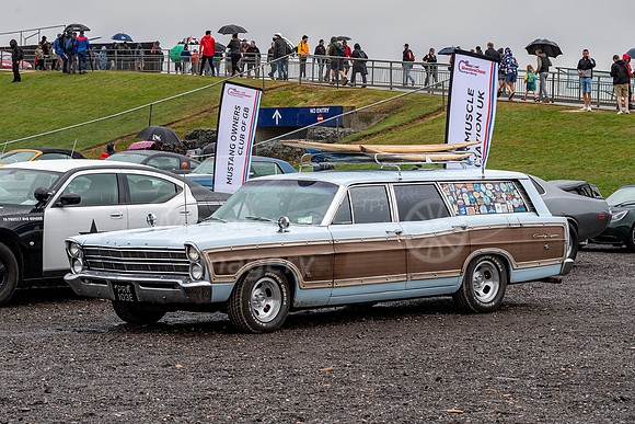 PRM103E Ford Country Squire