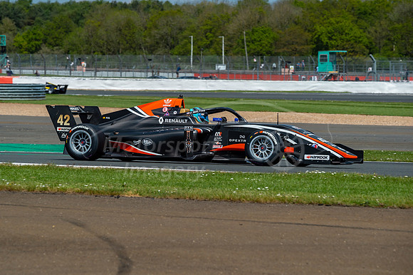 42  Yves BALTAS