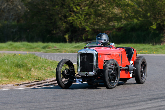 122 David ASPLIN  AUSTIN 7 ULSTER REPLICA