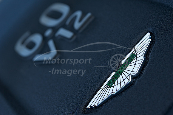 Aston Martin DB9